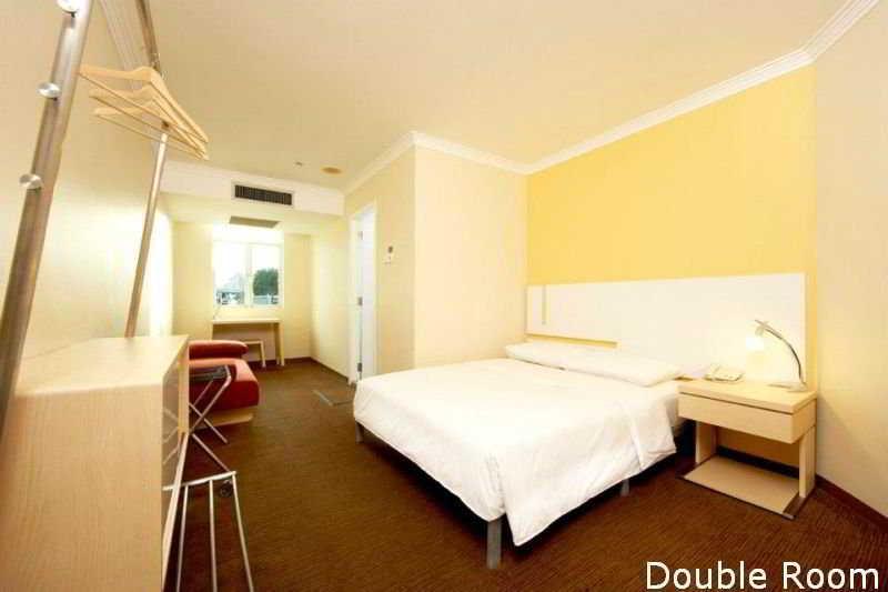 Hotel Hangout At Mt Emily Singapura