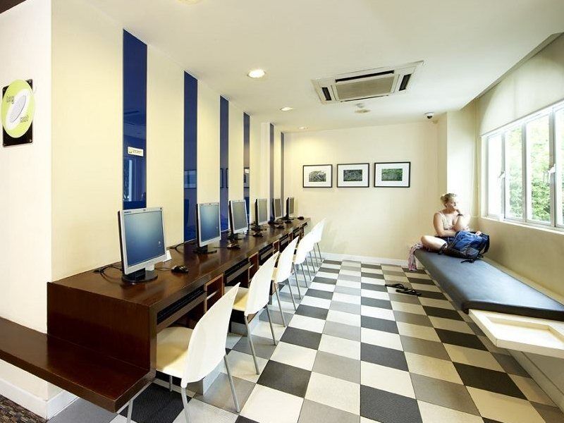 Hangout At Mt Emily Hotel Singapura
